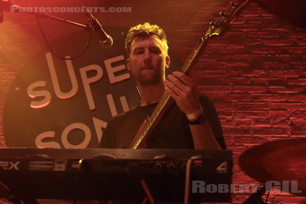 BRNS - 2023-04-26 - PARIS - Supersonic - Antoine Meersseman